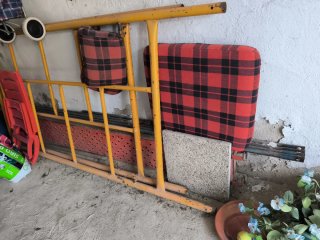 Andamio metálico amarillo