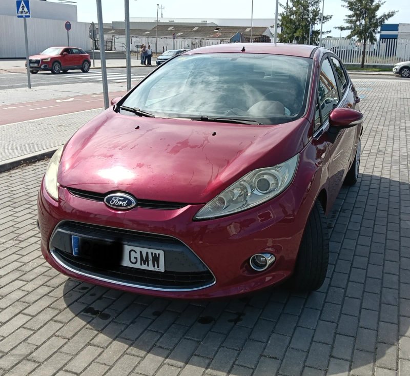 Ford Fiesta 2009 - foto 1