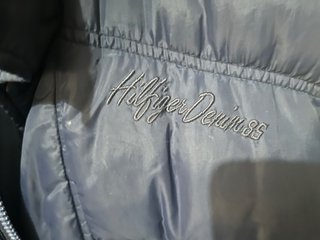 Conjunto Tommy Hilfiger Chaleco y Pantalón