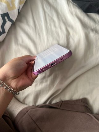 iPhone 16 Plus 256 GB Morado Nuevo  NEGOCIABLE