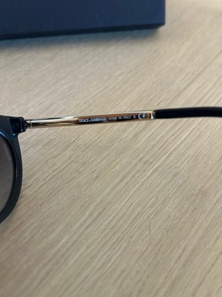 Gafas de sol Dolce & Gabbana negras y doradas