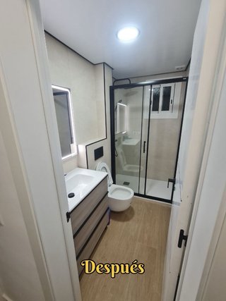 Reformas integrales ( Baños Cosinas Pintura luz..)
