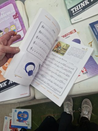 Libro de Música Un Mundo de Sonidos B