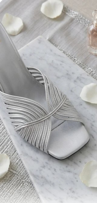 Sandalias tacón Silbon negras y plateadas