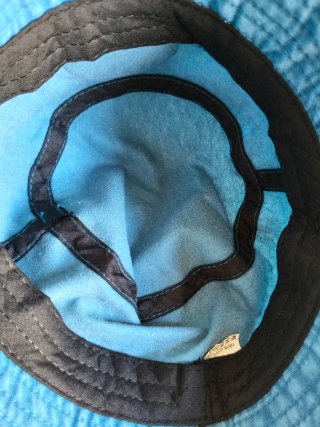 Gorro pescador azul con smiley