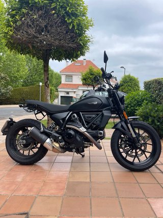 Ducati Scrambler Icon Dark Diciembre 24