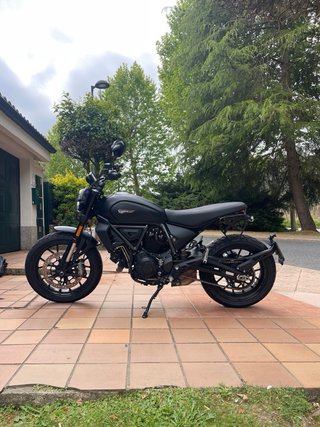 Ducati Scrambler Icon Dark Diciembre 24