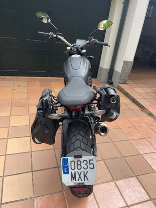 Ducati Scrambler Icon Dark Diciembre 24
