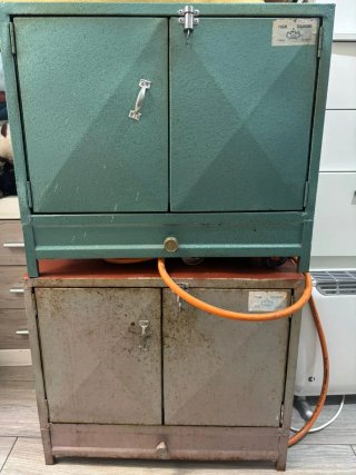 Dos hornos de gas ZOUAGHA