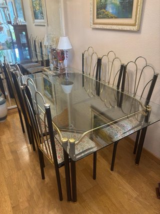 Mesa Comedor Cristal y 6 Sillas Doradas