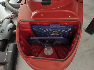 Aspiradora Nilfisk Power P12 Roja