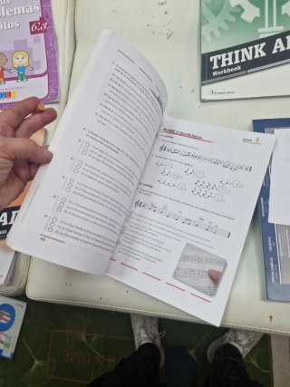 Libro de Música Un Mundo de Sonidos B