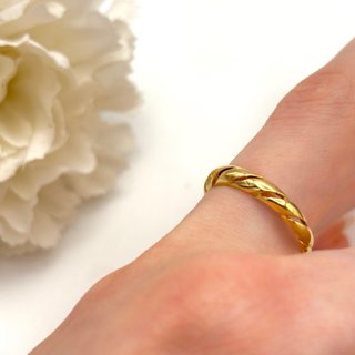 Anillo de oro 18kt