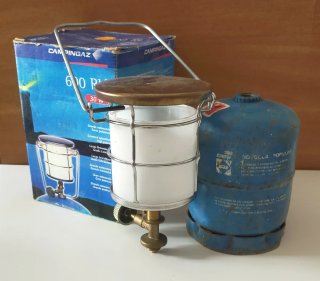 Lámpara Campingaz 600 con bombona