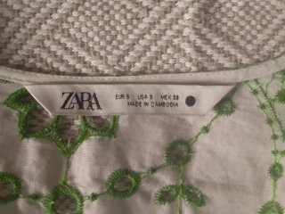 Blusa Zara Talla S Verde y Blanca