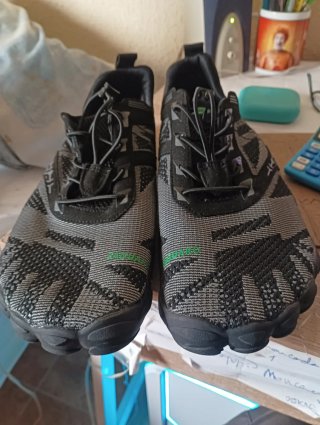 Zapatillas trail running SAGUARO Talla 46