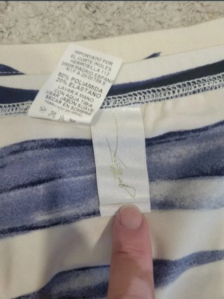 SUPER SEXY Bañador y pareo Gottex azul y blanco