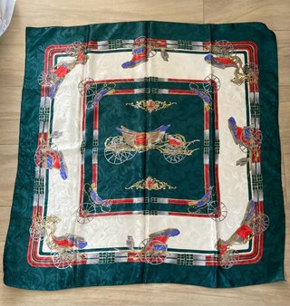 Foulard in seta con carrozze