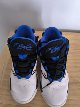 Jordan Max Aura 4 Hyper Royal