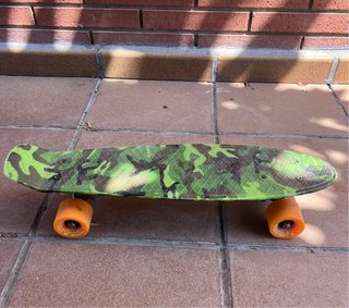 Skate Camuflaje Naranja Niños