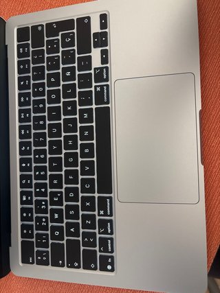 MacBook Air M4 2025 Como Nuevo + Caja