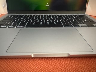 MacBook Air M4 2025 Como Nuevo + Caja