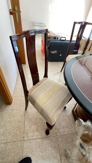 Mesa de comedor antigua de madera lacada +6 sillas