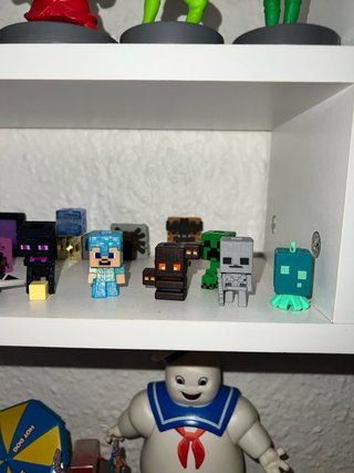 Figuras Minecraft kinder Joy.
