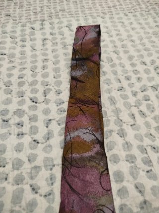 Corbata con estampado abstracto