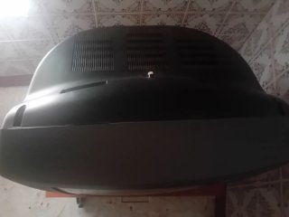 Televisor Sanyo nuevo con mando original