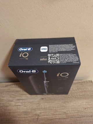 Oral-B iO Series 10 Limited Edition