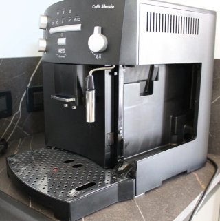 Macchina Caffè AEG Caffè Silenzio Cafetera