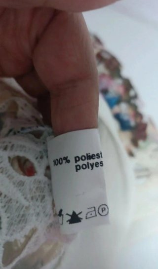 Blusa encaje floral By Fuel Talla M