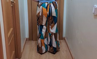 Pantalón ancho Shein estampado talla M
