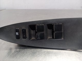 MANDO ELEVALUNAS DELANTERO IZQUIERDO TOYOTA RAV4