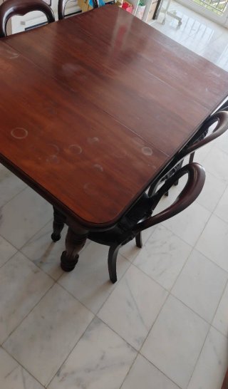 Mesa comedor extensible + 6 sillas madera
