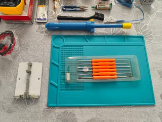 Estación Soldadura Baku 909S y Kit De Reparaciones