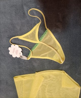 Conjunto lencería Women'secret amarillo y verde