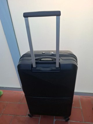 Maleta American Tourister Negra