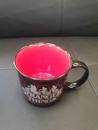 Taza Stranger Things
