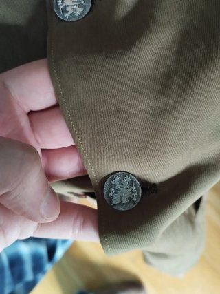 Chaqueta militar marrón