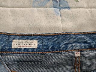 Falda vaquera Levi's strauss Talla 36 Desgastada