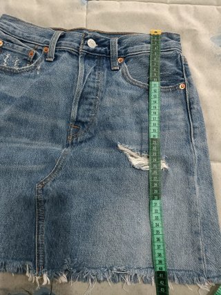 Falda vaquera Levi's strauss Talla 36 Desgastada