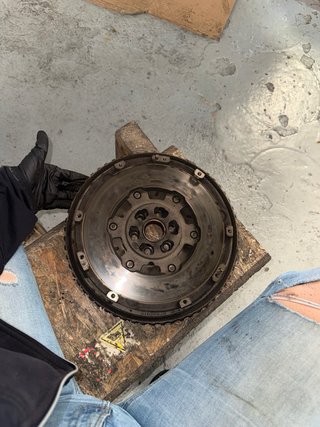 Volante motor luk 123104345R