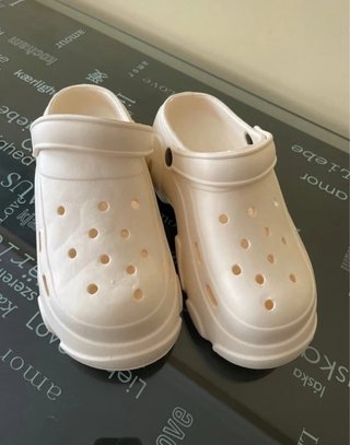 Zuecos con plataforma Shein