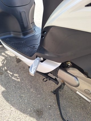 Moto Sym Symphony SR Top