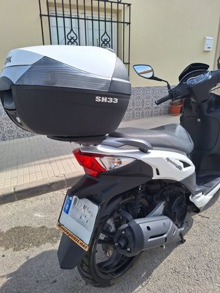 Moto Sym Symphony SR Top