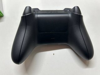 Xbox Series X + Controller in box + 2 new games