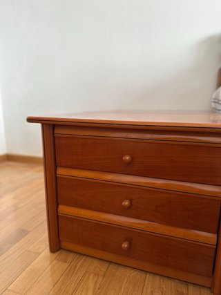 Cómoda y 2 Mesitas de Noche Madera