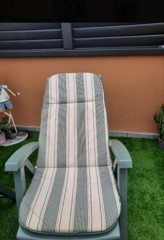 Sillas jardin en color verde con funda de cojin